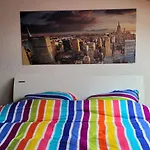 Habitación en casa particular Sehr Gemuetliches Und Gepflegtes Zimmer 8 Km Von Bern-city